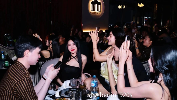 Lady night Party
